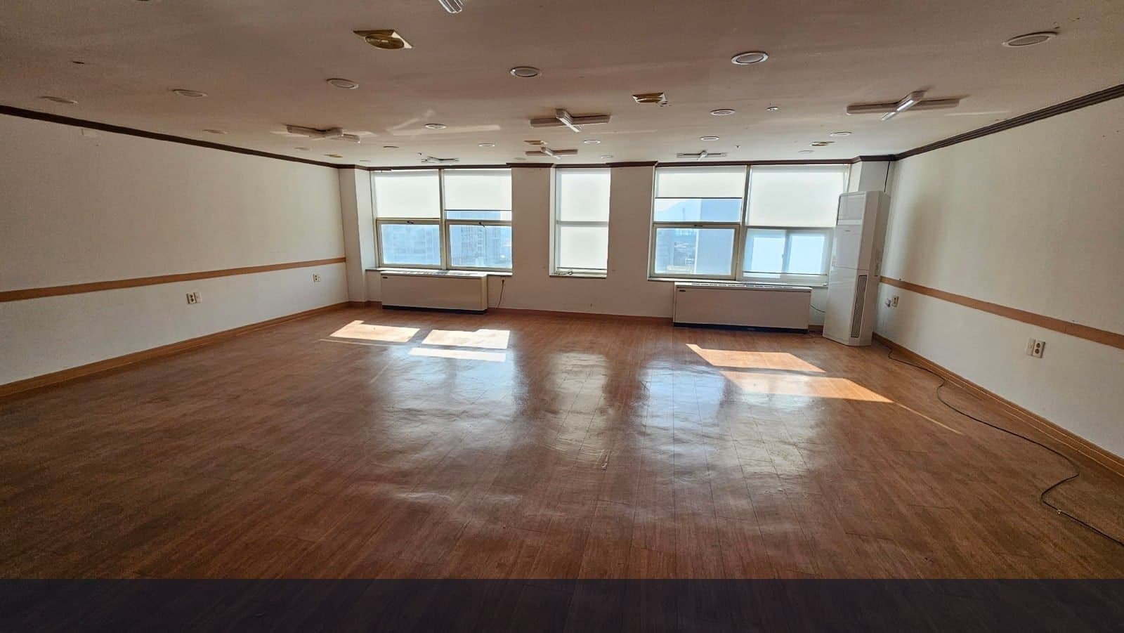 범일역 초역세권 가성비 사무실, 40평대 월세 1000 썸네일 2