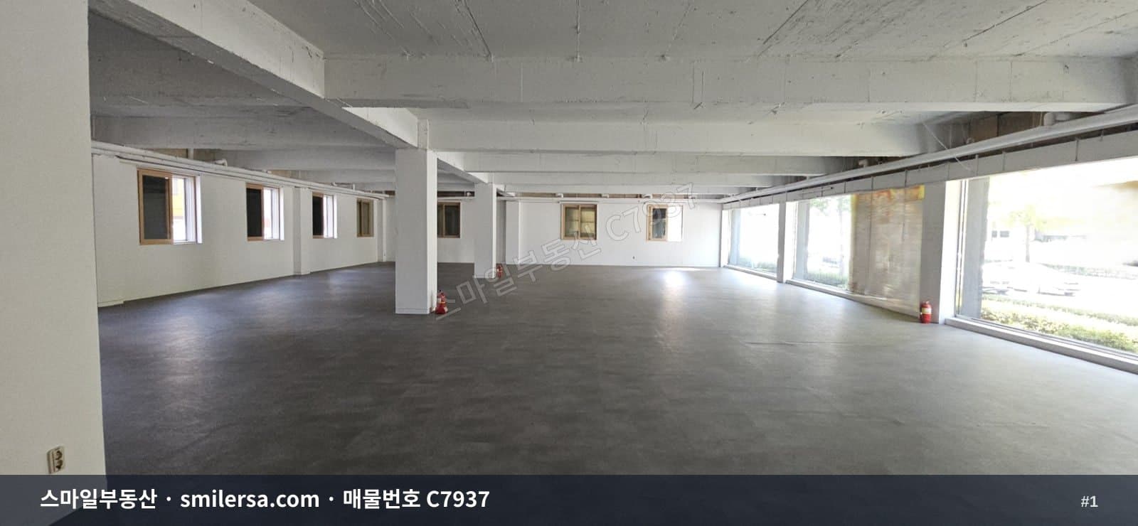 부곡동 중앙대로변 1층 대형 상가, 가시성 좋은 135평 공간 - 1