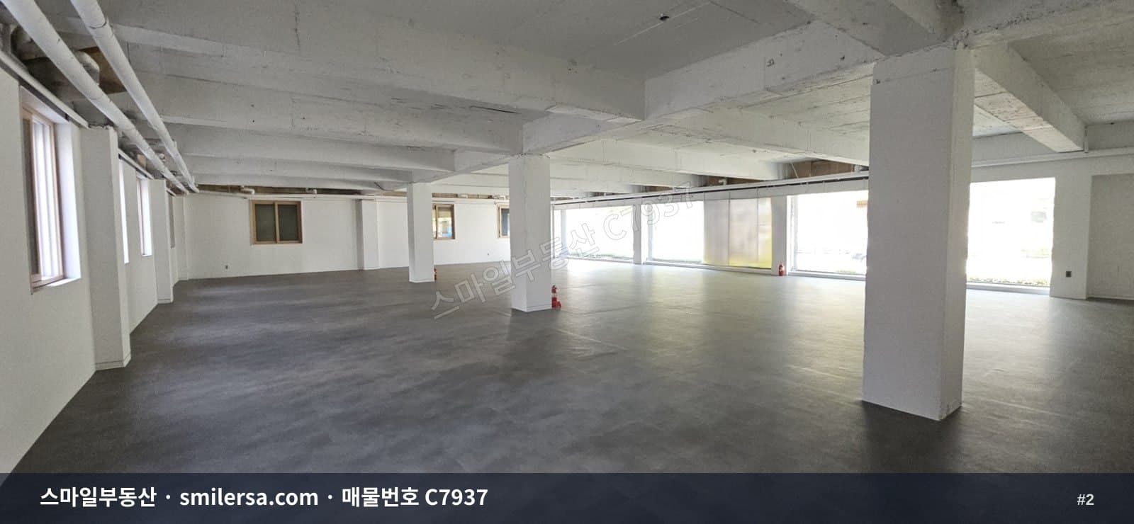 부곡동 중앙대로변 1층 대형 상가, 가시성 좋은 135평 공간 썸네일 2
