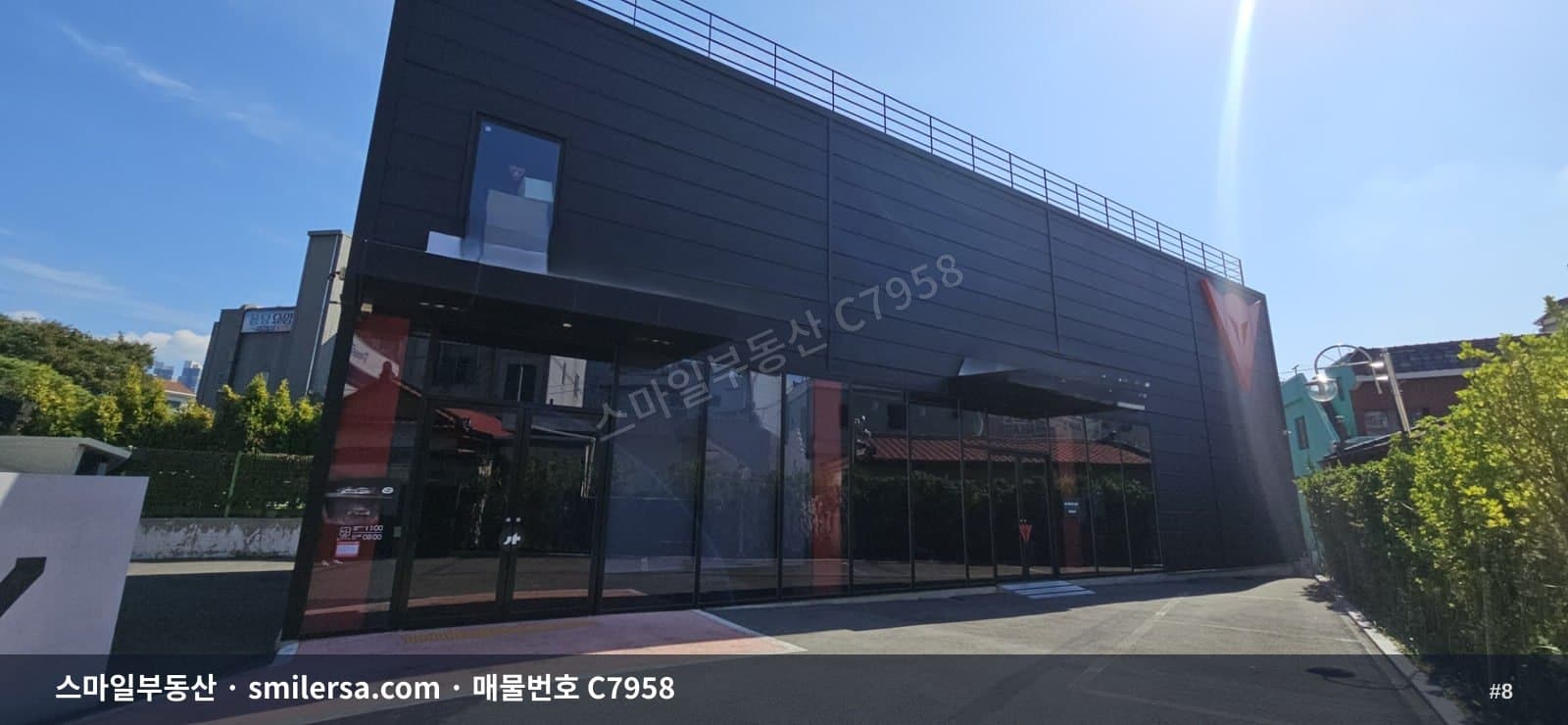 동명대학교 인근 1·2층 통임대 대형공간, 전시장·사무실로 활용 가능 썸네일 8