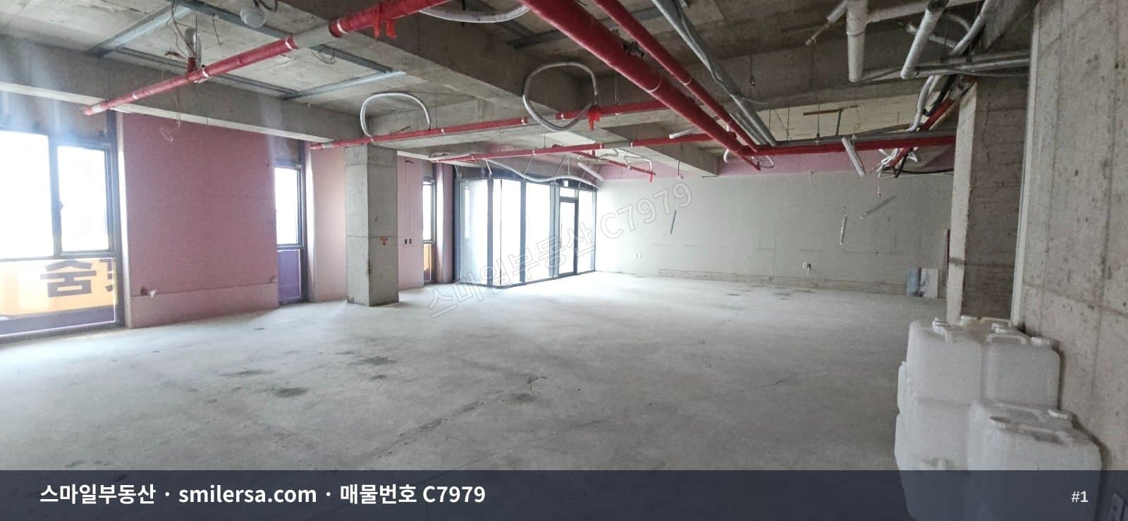 부산광역시 남구 대연동 사무실 내부 사진 C7979