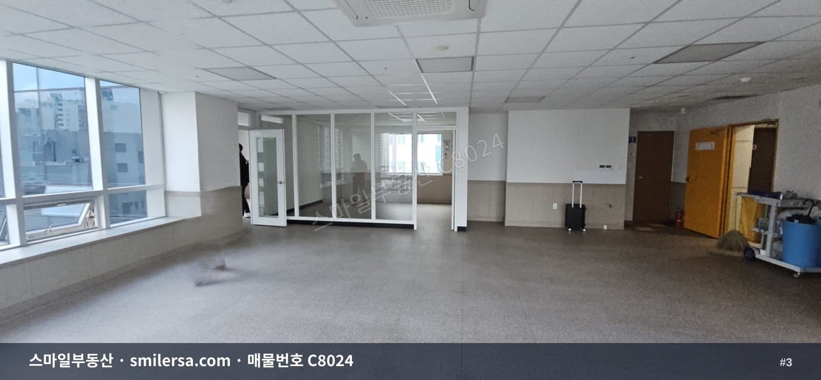 범내골역 5번출구 인근 깔끔한 중형 사무실 썸네일 3