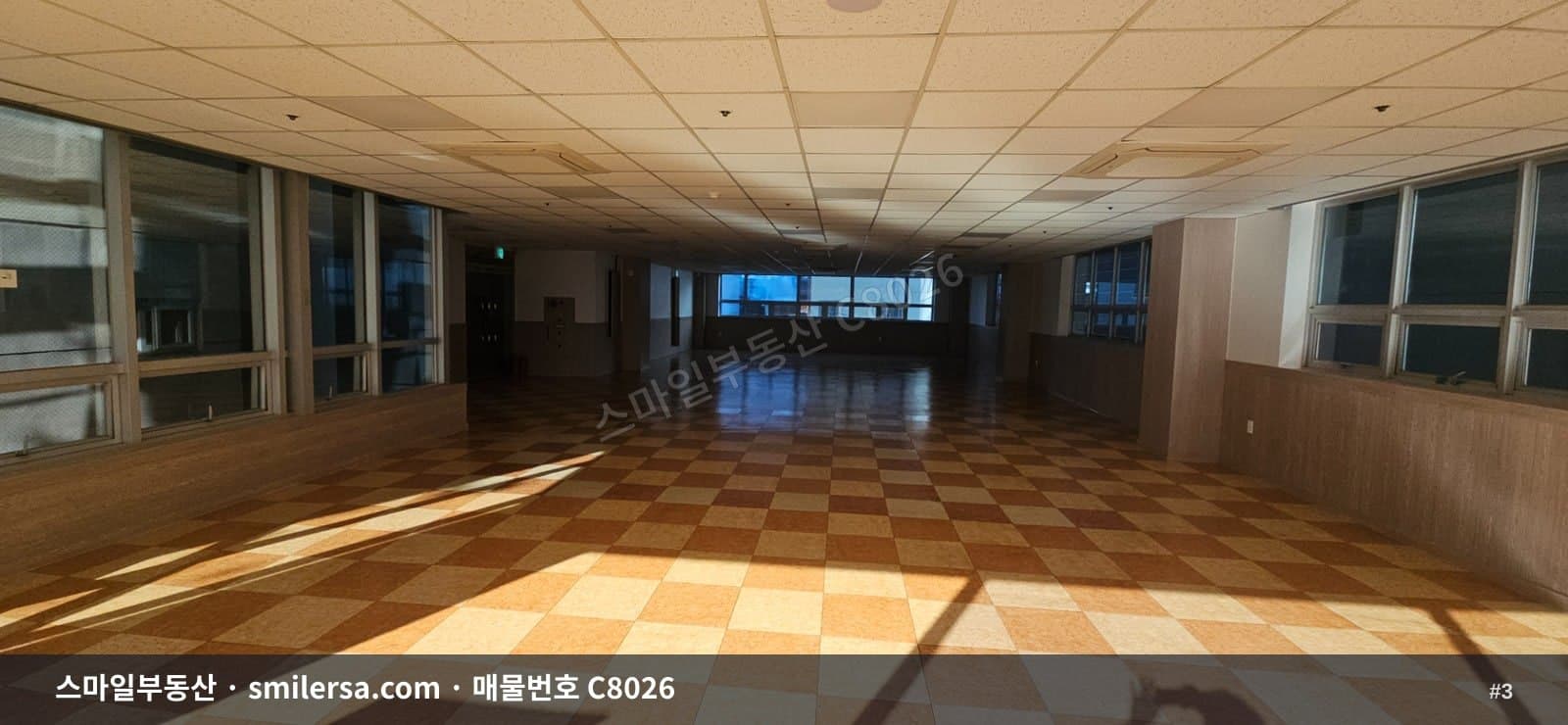범내골역 인근 깔끔한 대형 사무실, 79평 오피스 전문빌딩 썸네일 3
