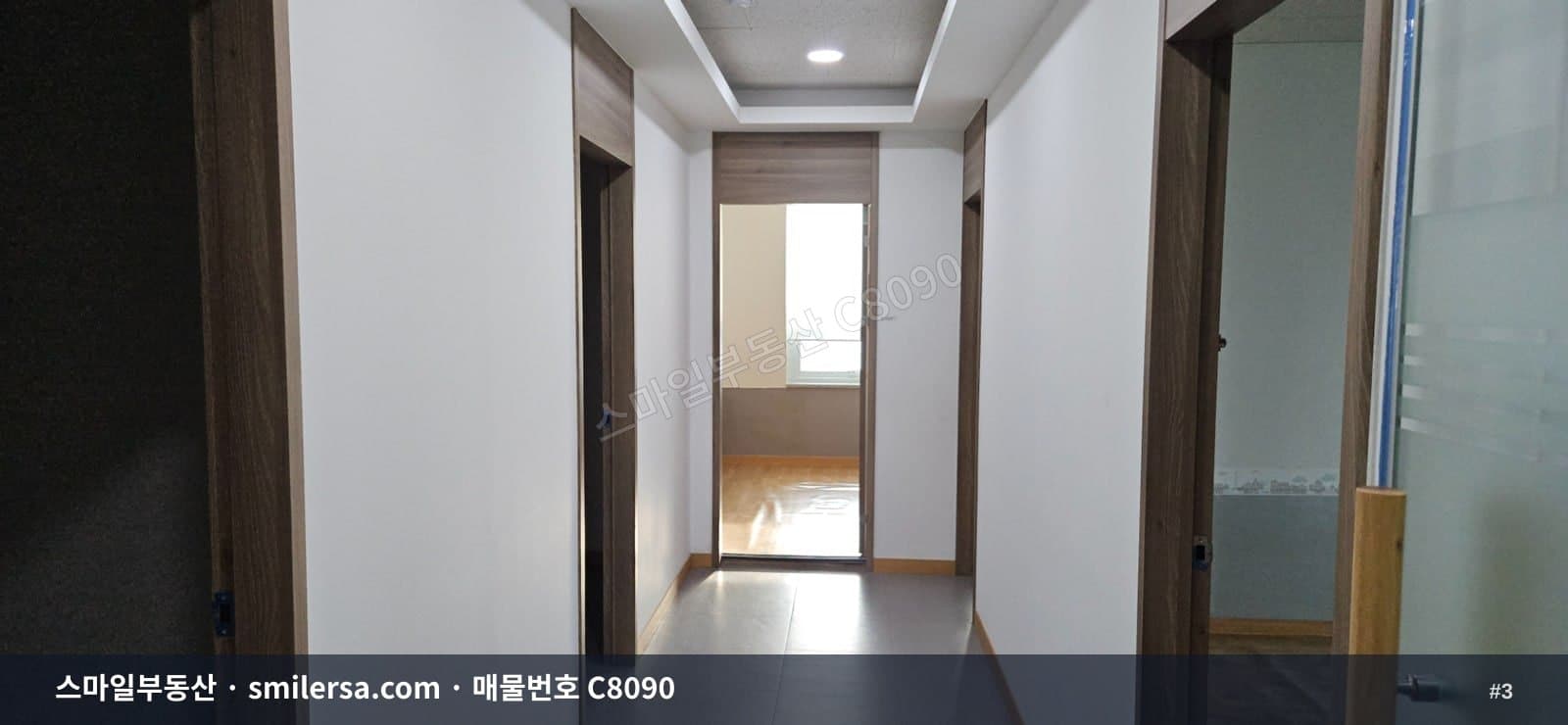 시청역 1분거리 깔끔한 사무실, 연제구 연산동 31평 월세 썸네일 3