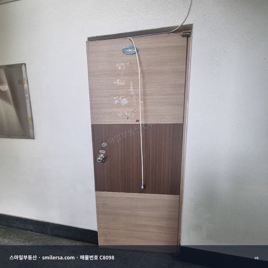 부산역 초량동 25평 사무실, 보증금 300에 월 100 썸네일 6