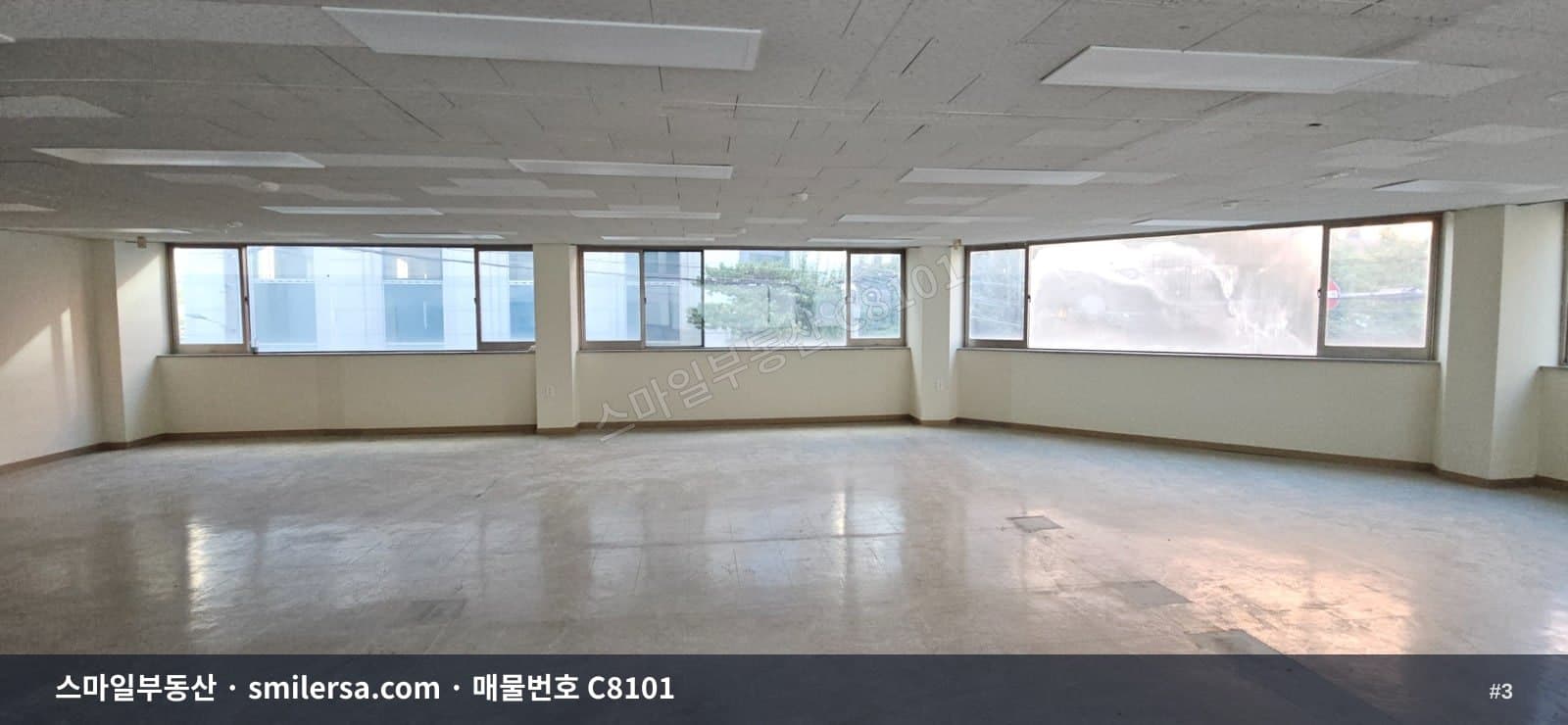 범내골역 인근 중형 사무실, 주차 편한 51평 공간 썸네일 3