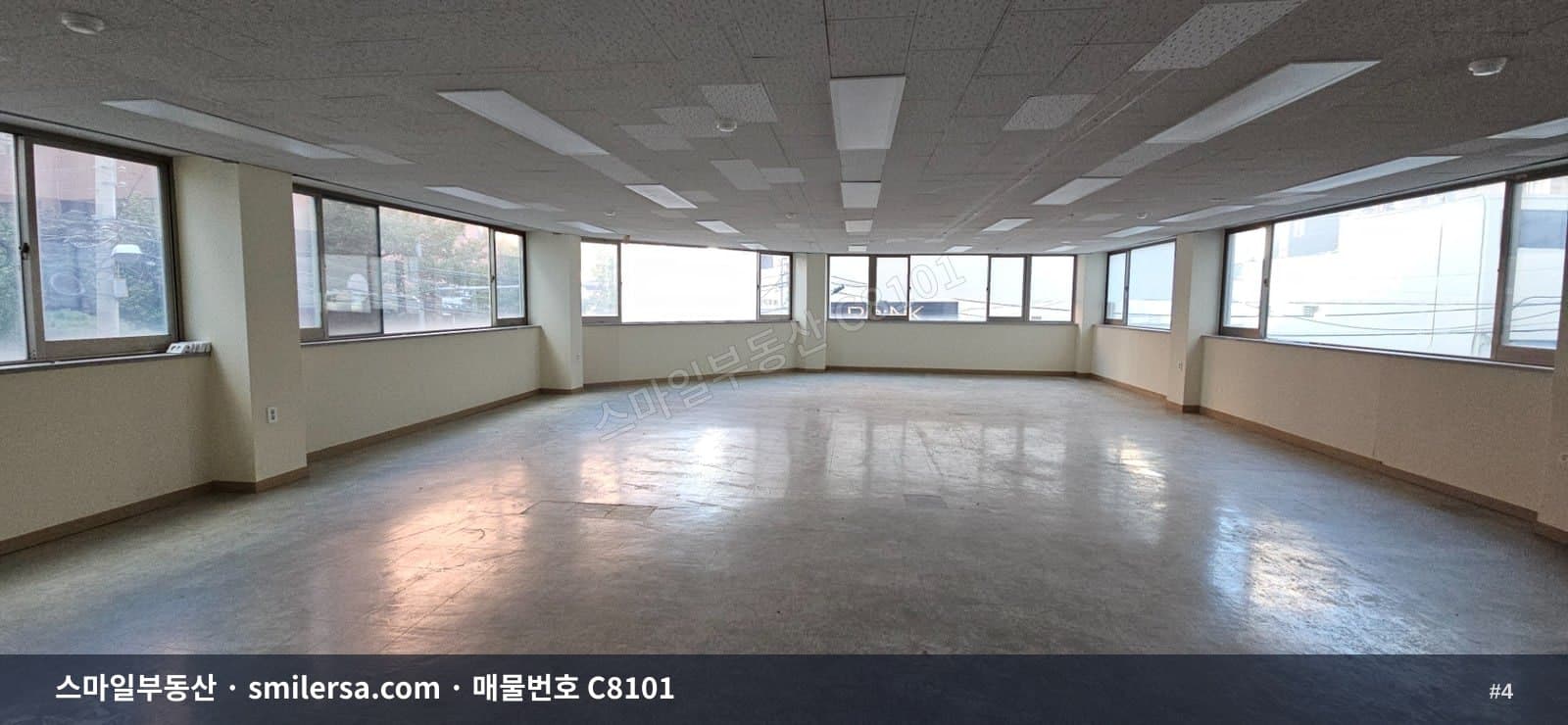 범내골역 인근 중형 사무실, 주차 편한 51평 공간 썸네일 4