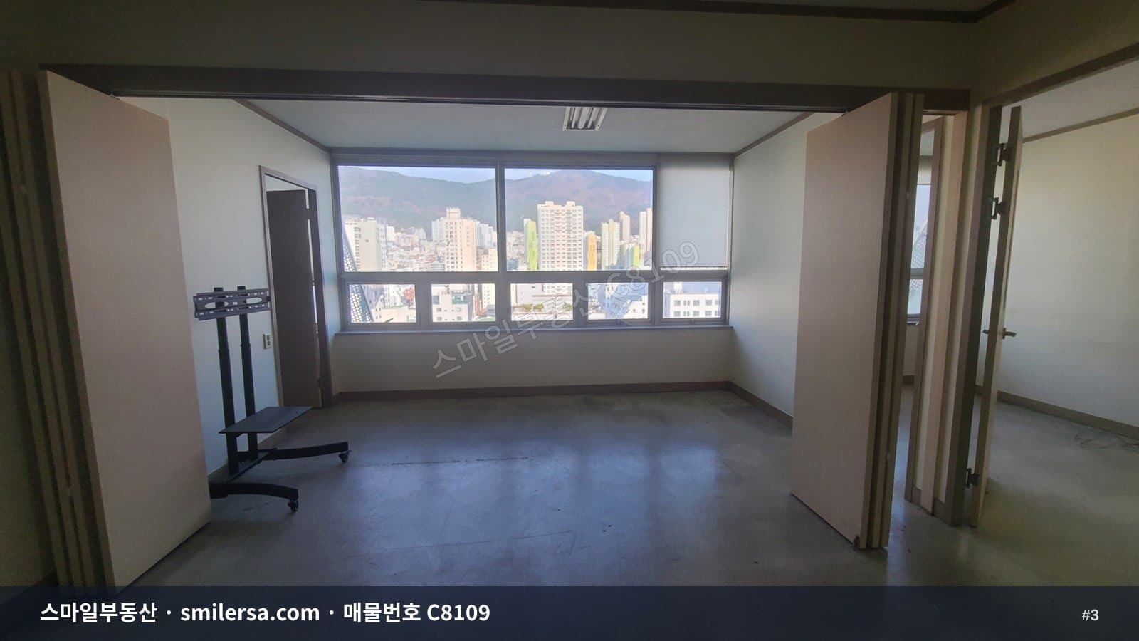 서면 로터리 인근 깨끗한 사무실 임대 썸네일 3