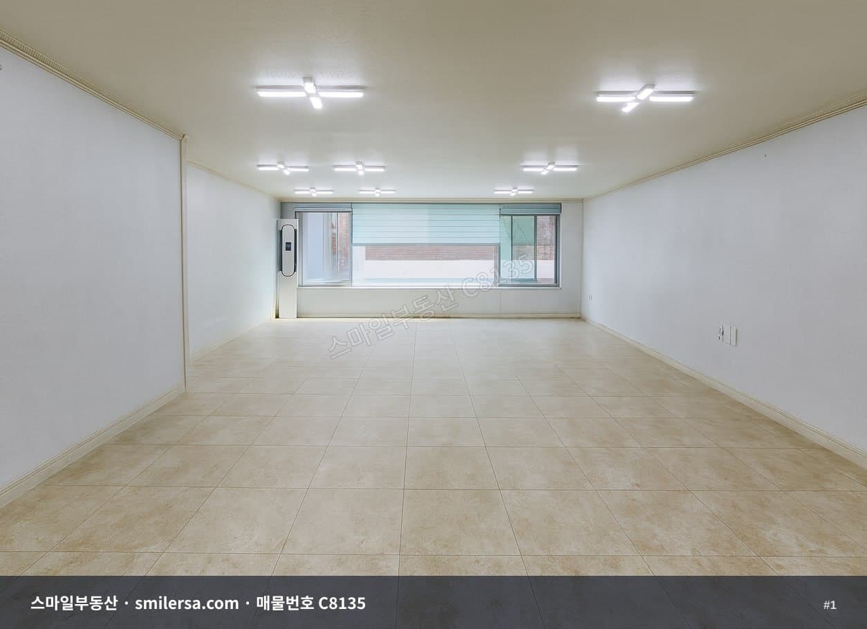 부산광역시 중구 중앙동4가 상가 내부 사진 C8135
