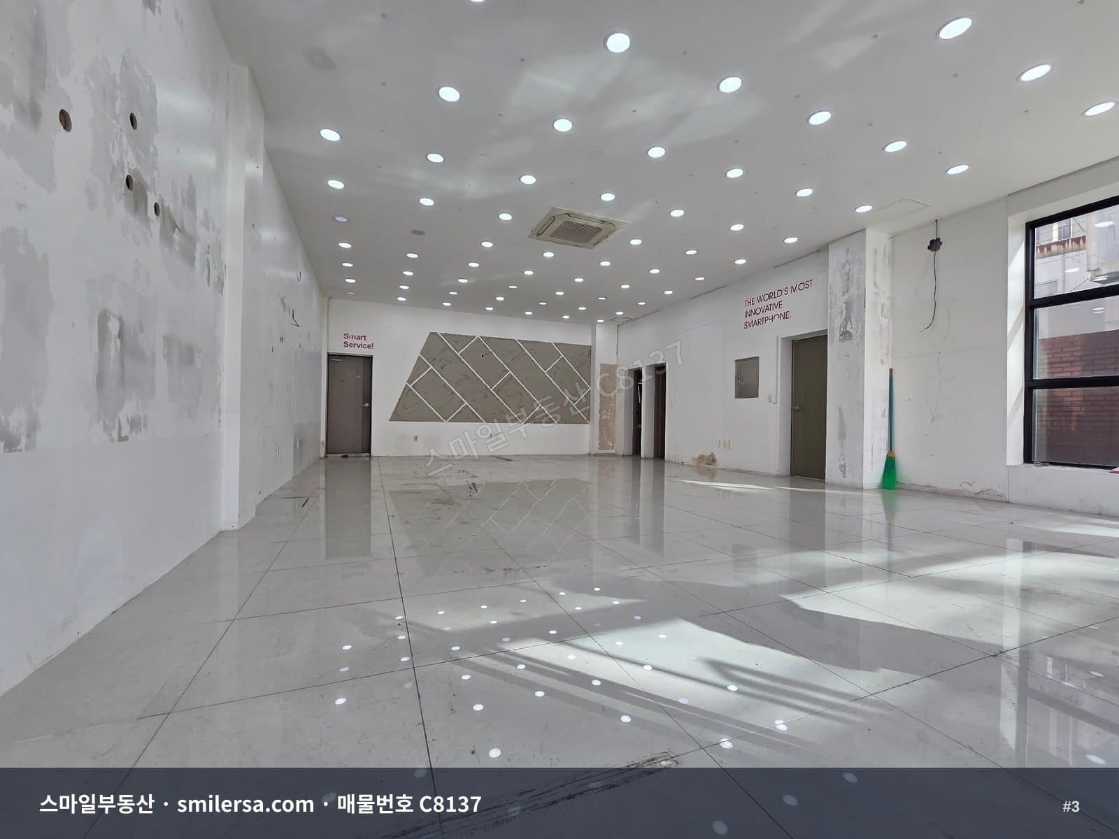 시청역 거제시장 초입 메인 4거리 1층 상가, 무권리 30평 썸네일 3