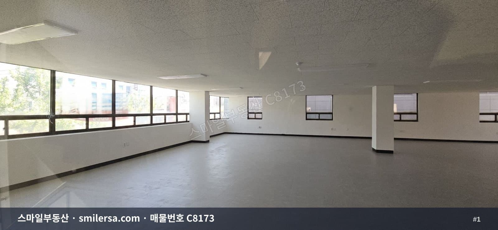부산광역시 동래구 온천동 사무실 내부 사진 C8173
