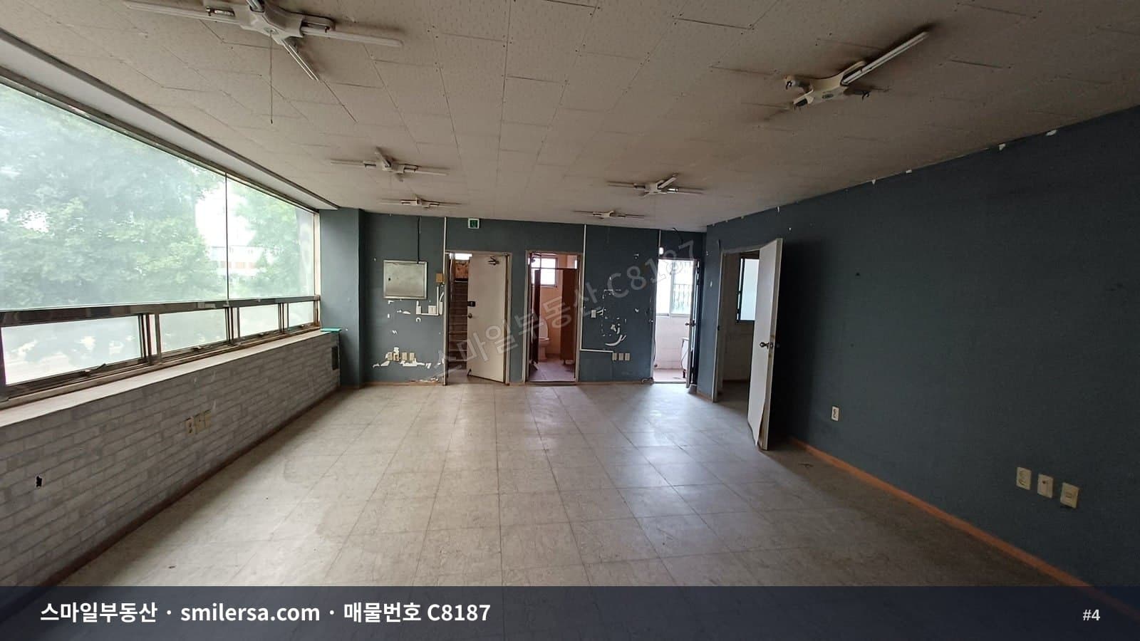 역세권, 노출 좋은 코너건물 2층 상가 C8187 썸네일 4