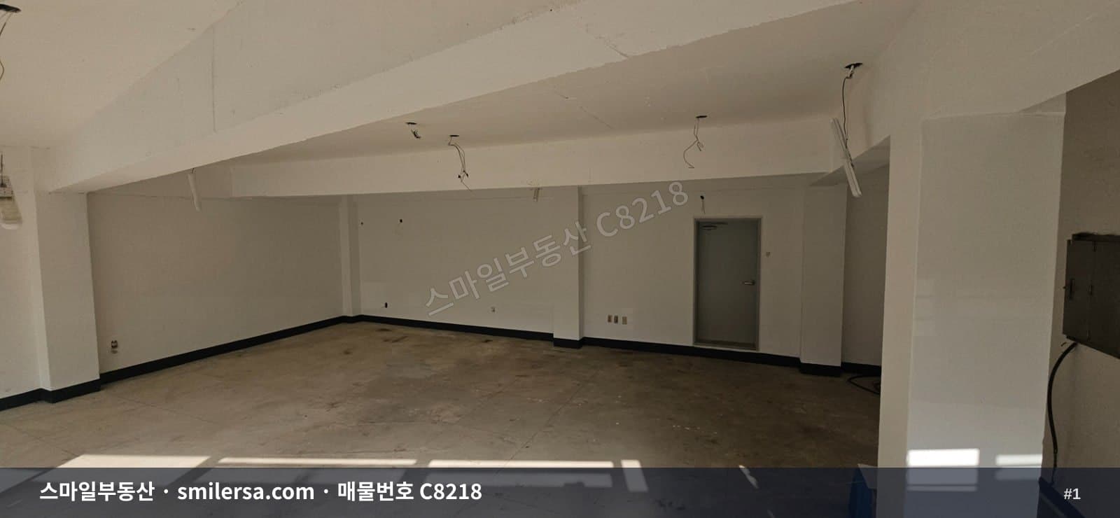 부산광역시 연제구 연산동 상가 내부 사진 C8218