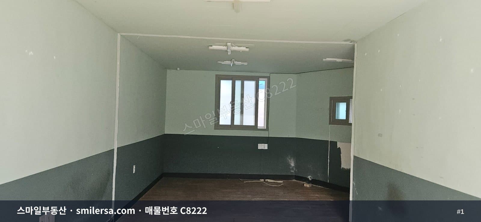 부산광역시 연제구 연산동 상가 내부 사진 C8222