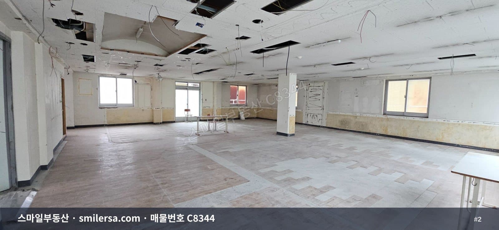 문현역 인근 52평 중형 사무실, 주차 가능에 월세 150만원 썸네일 2