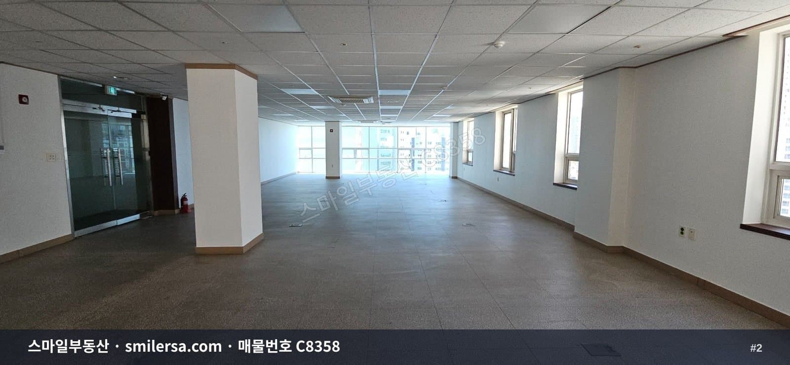 범내골역 인근 관리 잘된 사무실 73평, 즉시입주 가능 썸네일 2