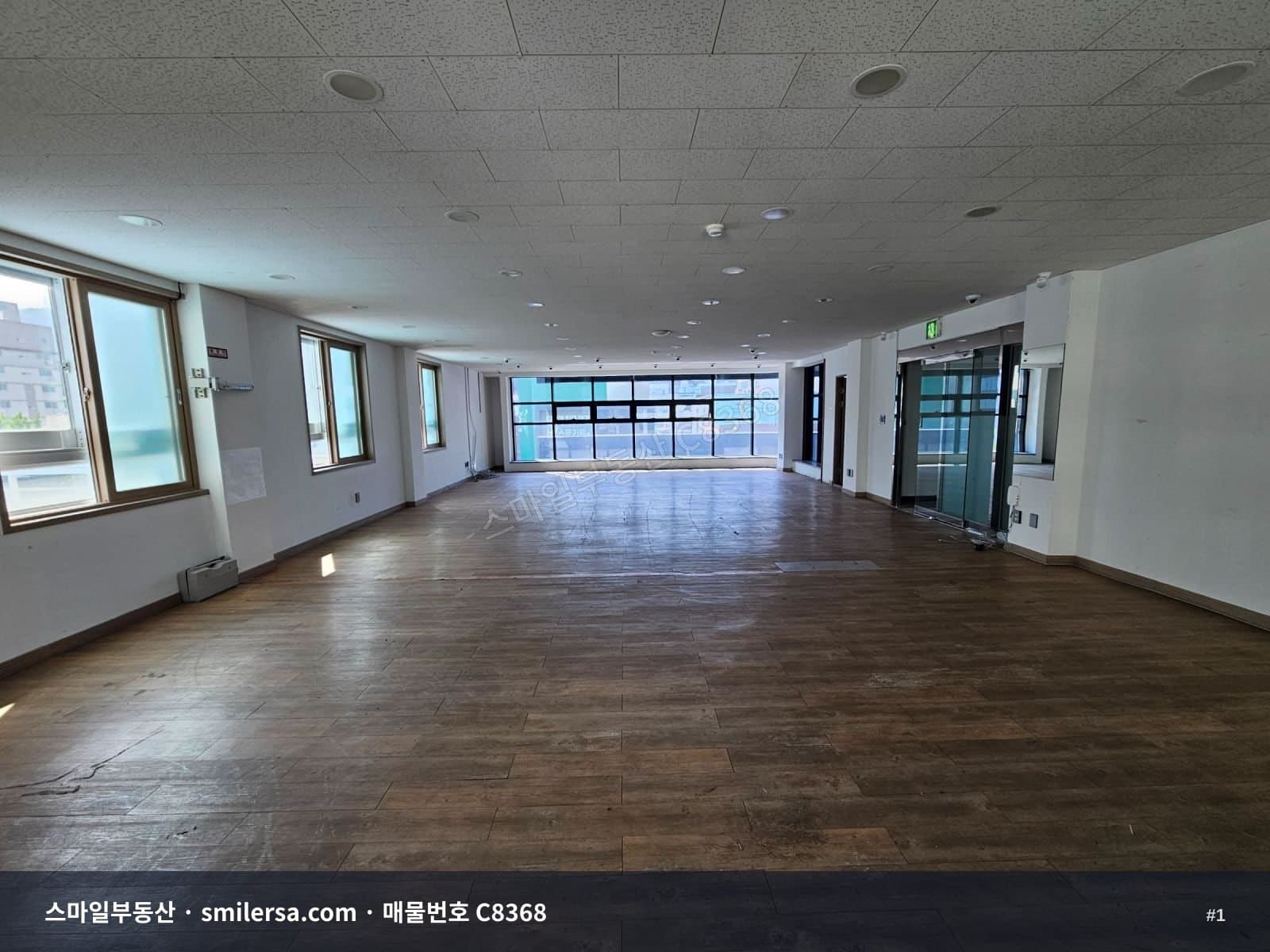 부산광역시 수영구 광안동 사무실 내부 사진 C8368