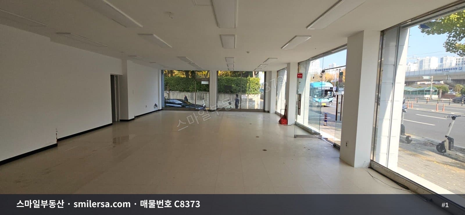부산광역시 동래구 온천동 상가 내부 사진 C8373