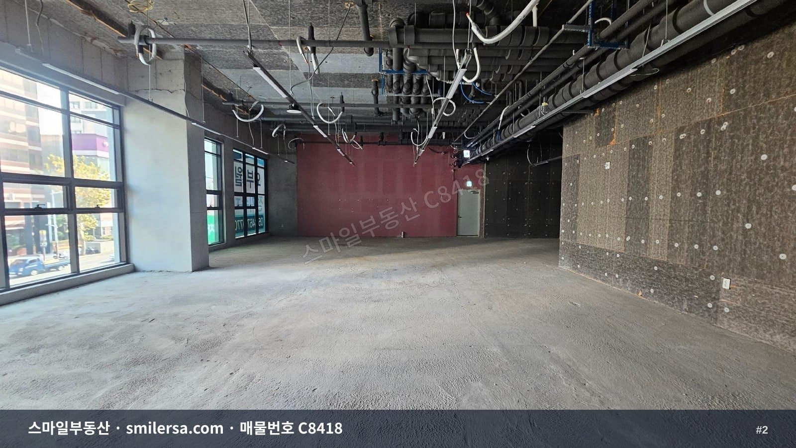 부산역 유동인구 많고, 가시성이 뛰어나며 주차편리한 무권리 상가 C8418 썸네일 2