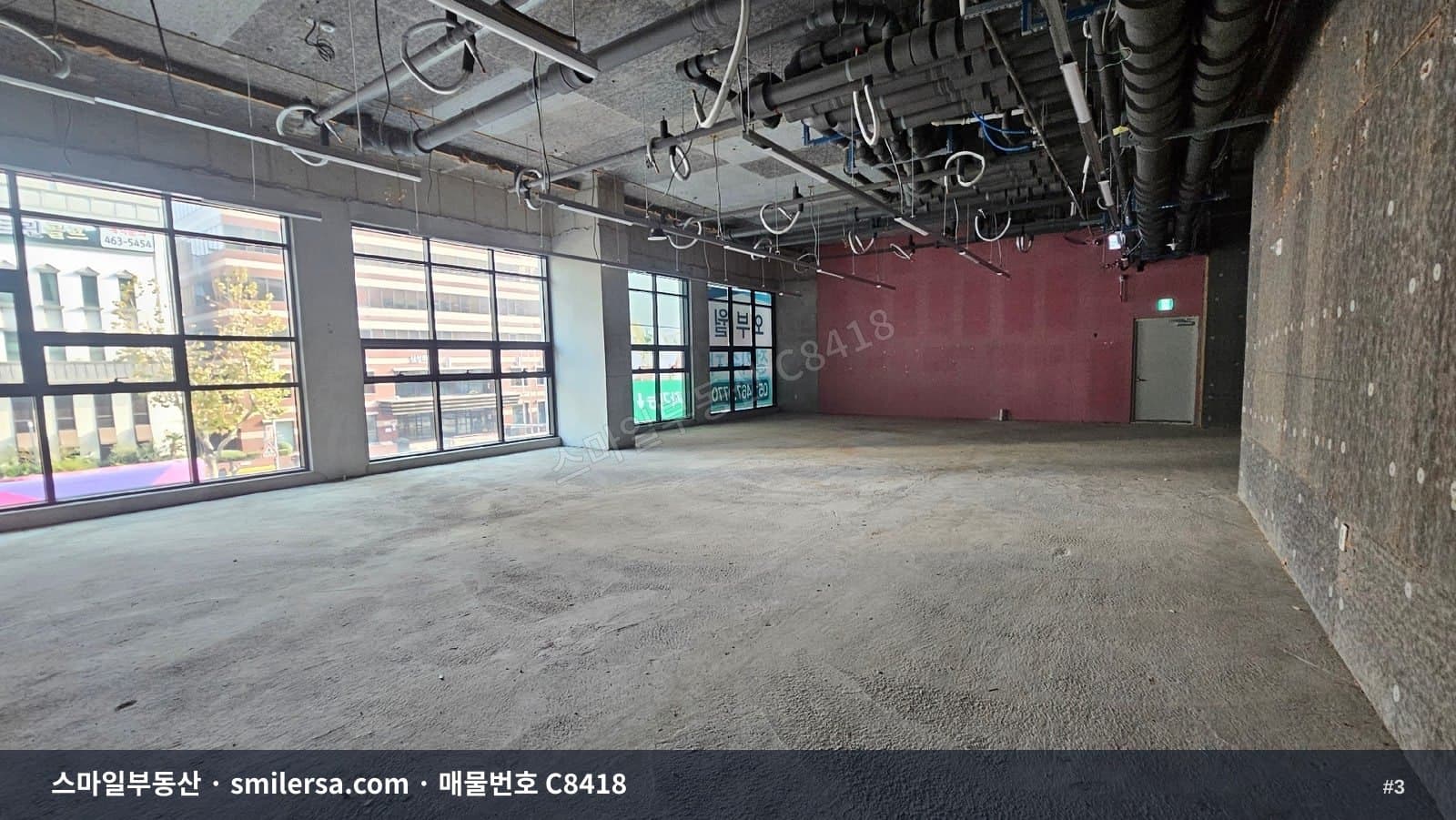 부산역 유동인구 많고, 가시성이 뛰어나며 주차편리한 무권리 상가 C8418 썸네일 3