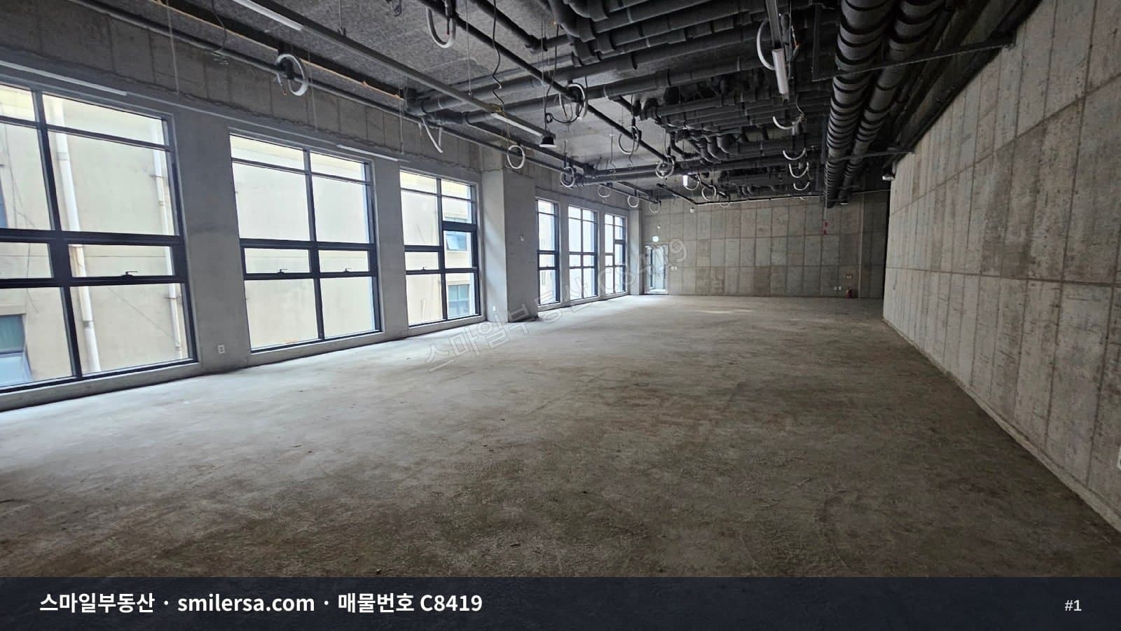 부산광역시 동구 초량동 상가 내부 사진 C8419