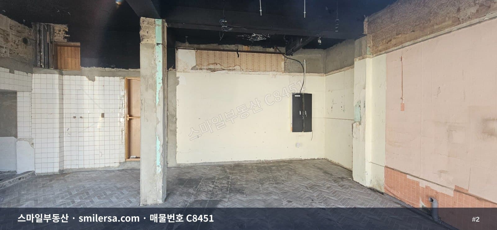 문현동 문현여고 인근 1층 상가, 단기 임대도 가능한 9평 공간 썸네일 2