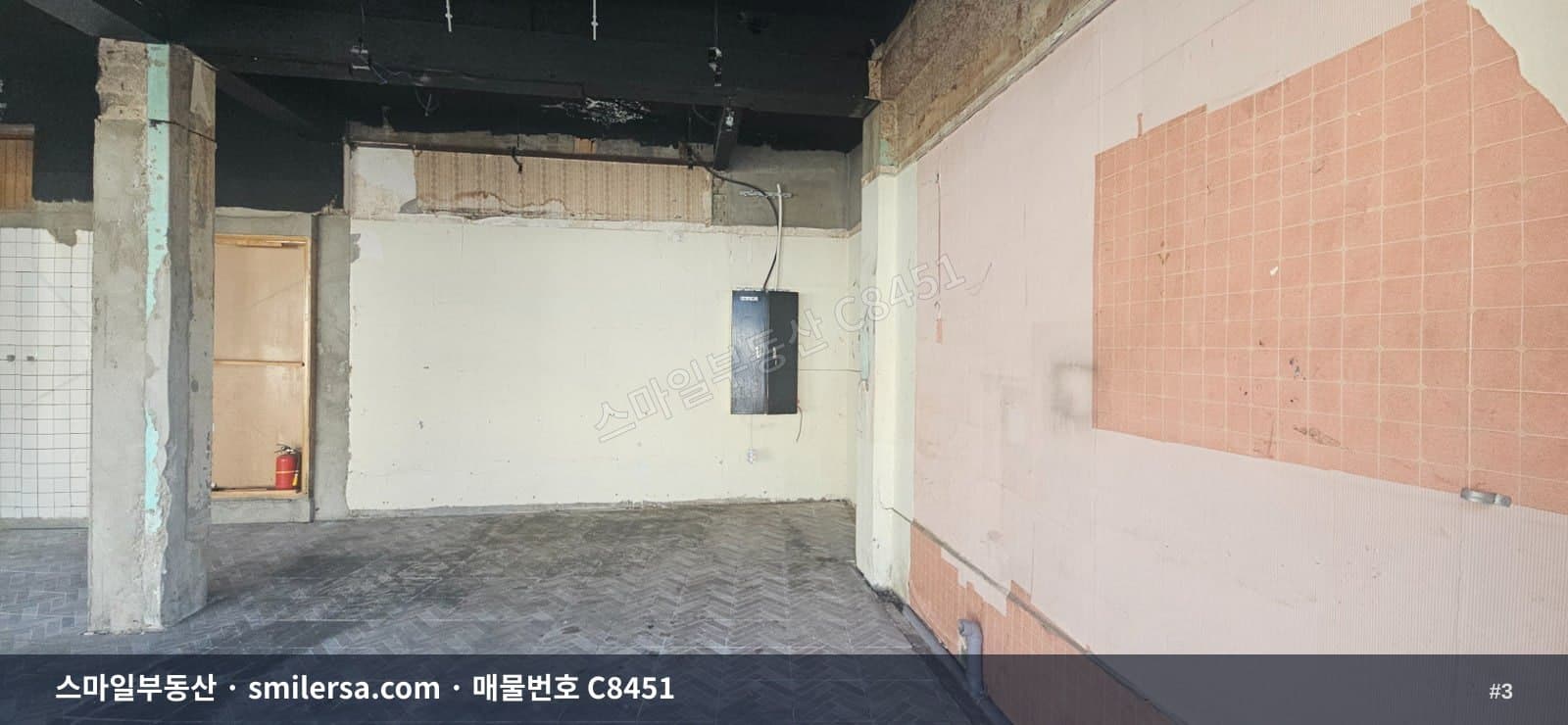 문현동 문현여고 인근 1층 상가, 단기 임대도 가능한 9평 공간 썸네일 3