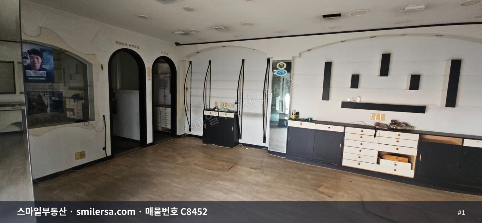 부산광역시 남구 문현동 상가 내부 사진 C8452