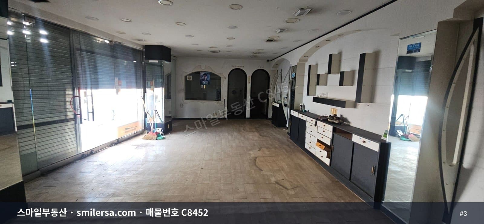 문현동 문현여고 인근 1층 상가, 단기임대 가능한 13평 공간 썸네일 3