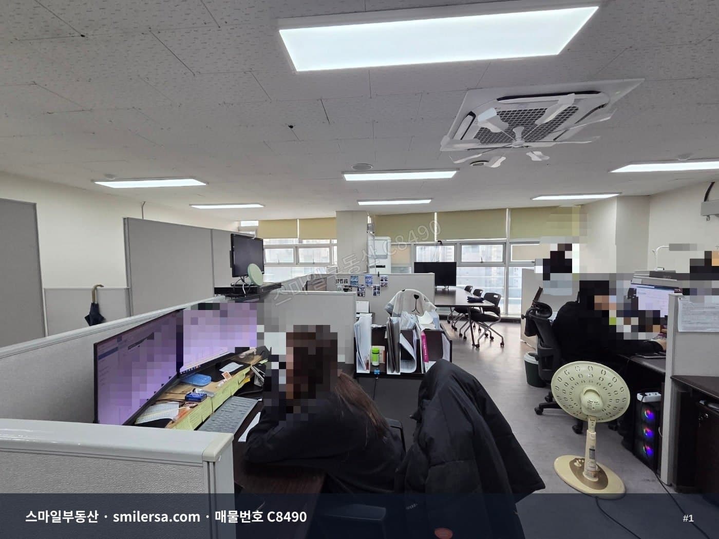 부산광역시 연제구 거제동 사무실 내부 사진 C8490