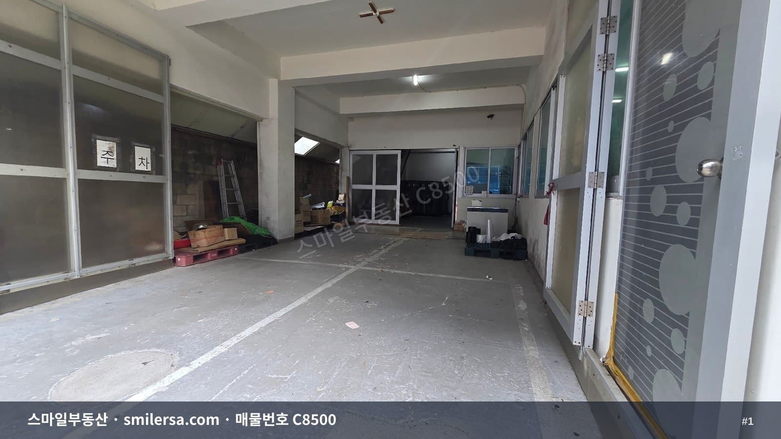 부산광역시 부산진구 범천동 상가 내부 사진 C8500