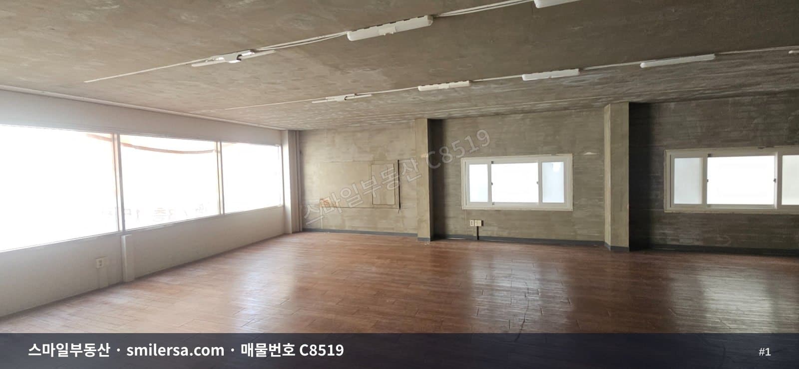 부산광역시 동구 좌천동 사무실 내부 사진 C8519