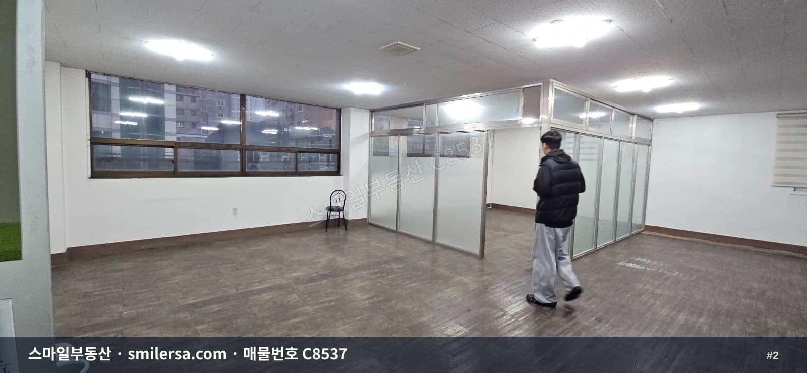 전포카페거리 옥상 있는 아담한 2층 상가, 아지트 분위기 그대로 썸네일 2