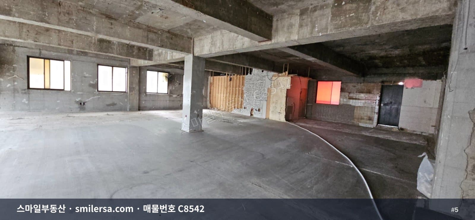 부경대 인근 도로변 76평 상가, 다양한 업종 가능 썸네일 5