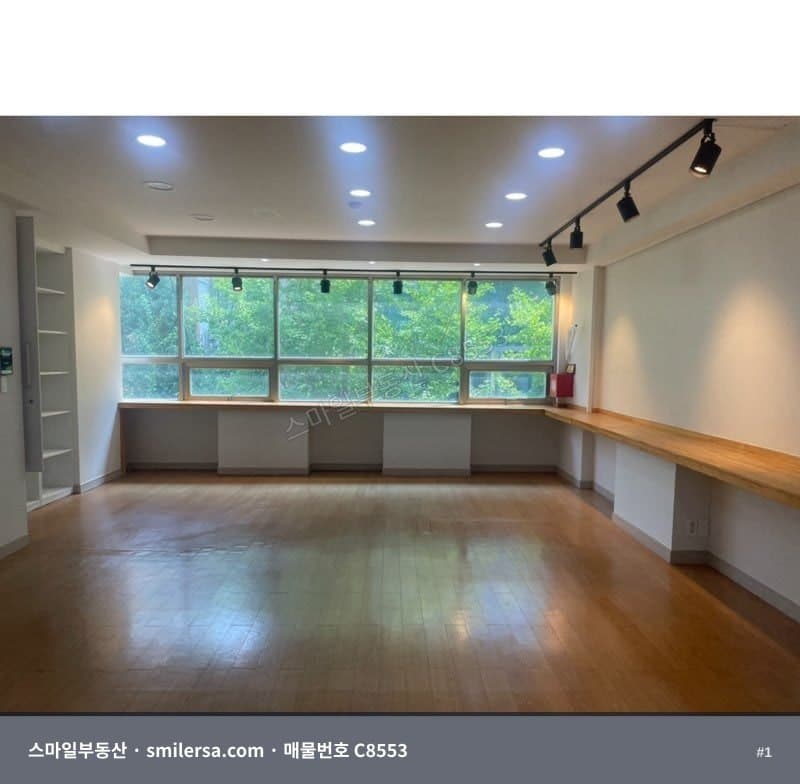 부산광역시 중구 중앙동2가 사무실 내부 사진 C8553