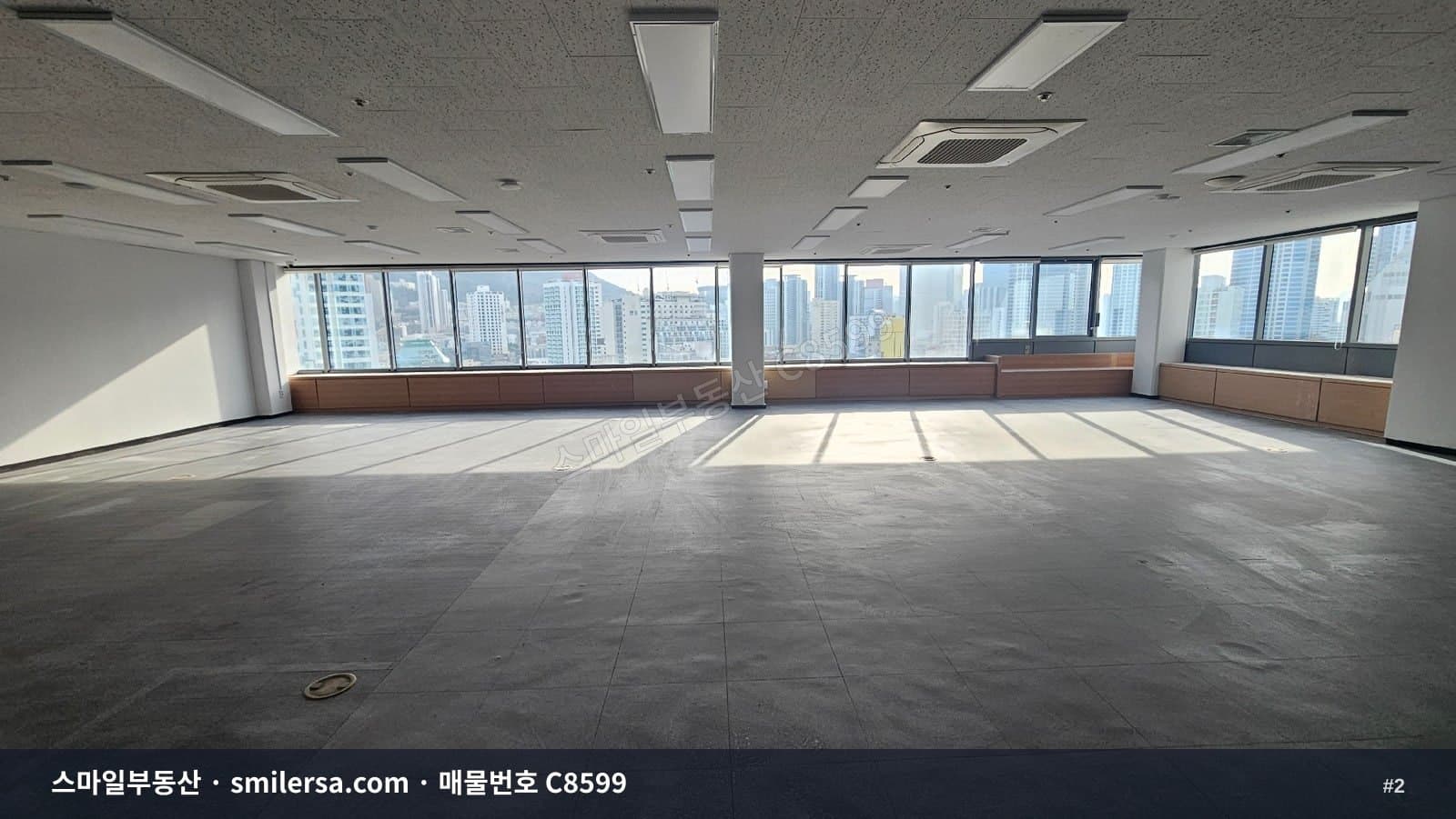 서면역 인근 관리 잘 된 13층 사무실 썸네일 2