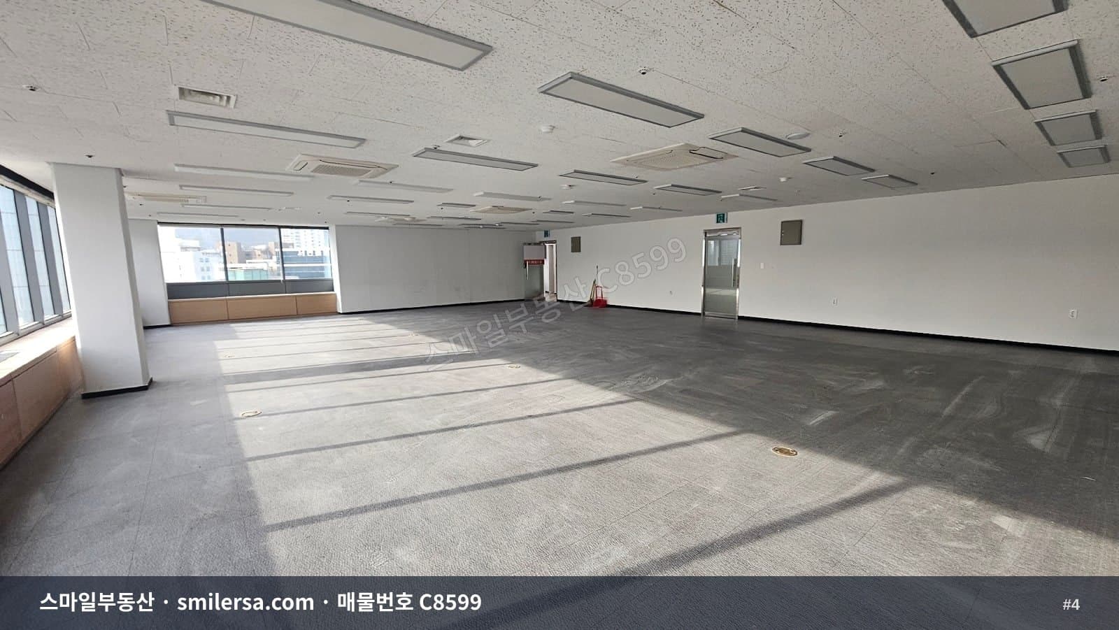 서면역 인근 관리 잘 된 13층 사무실 썸네일 4
