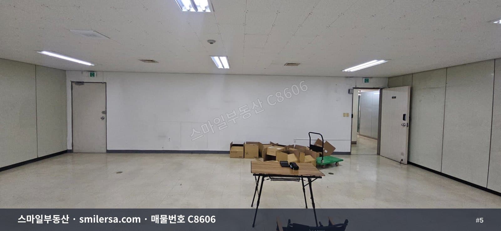 전포동 전자상가 인근 깔끔한 사무실, 주차 가능한 19평대 썸네일 5