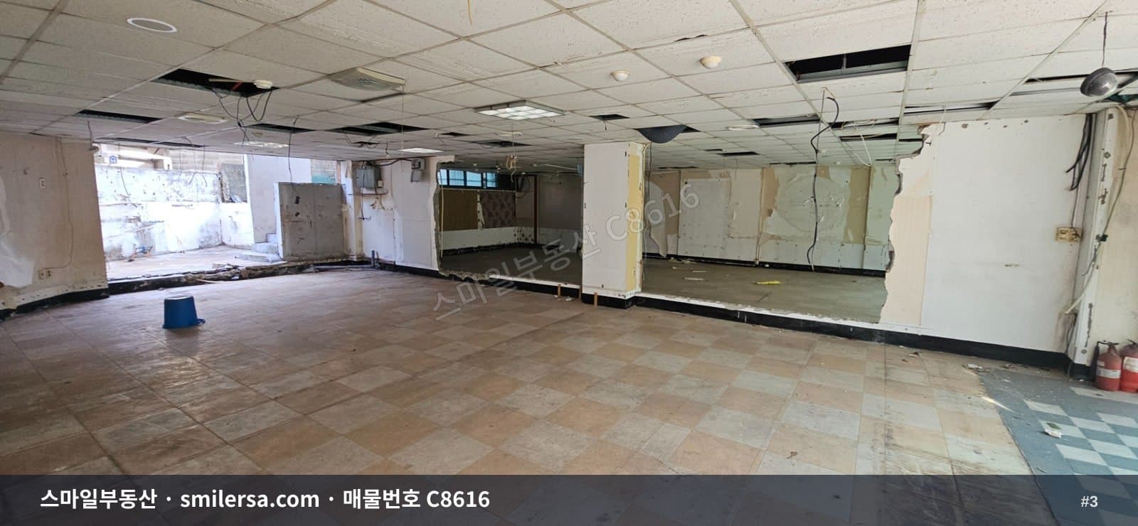 거제역·부산지법 인근 1층 상가, 50평 도로변 자리 썸네일 3