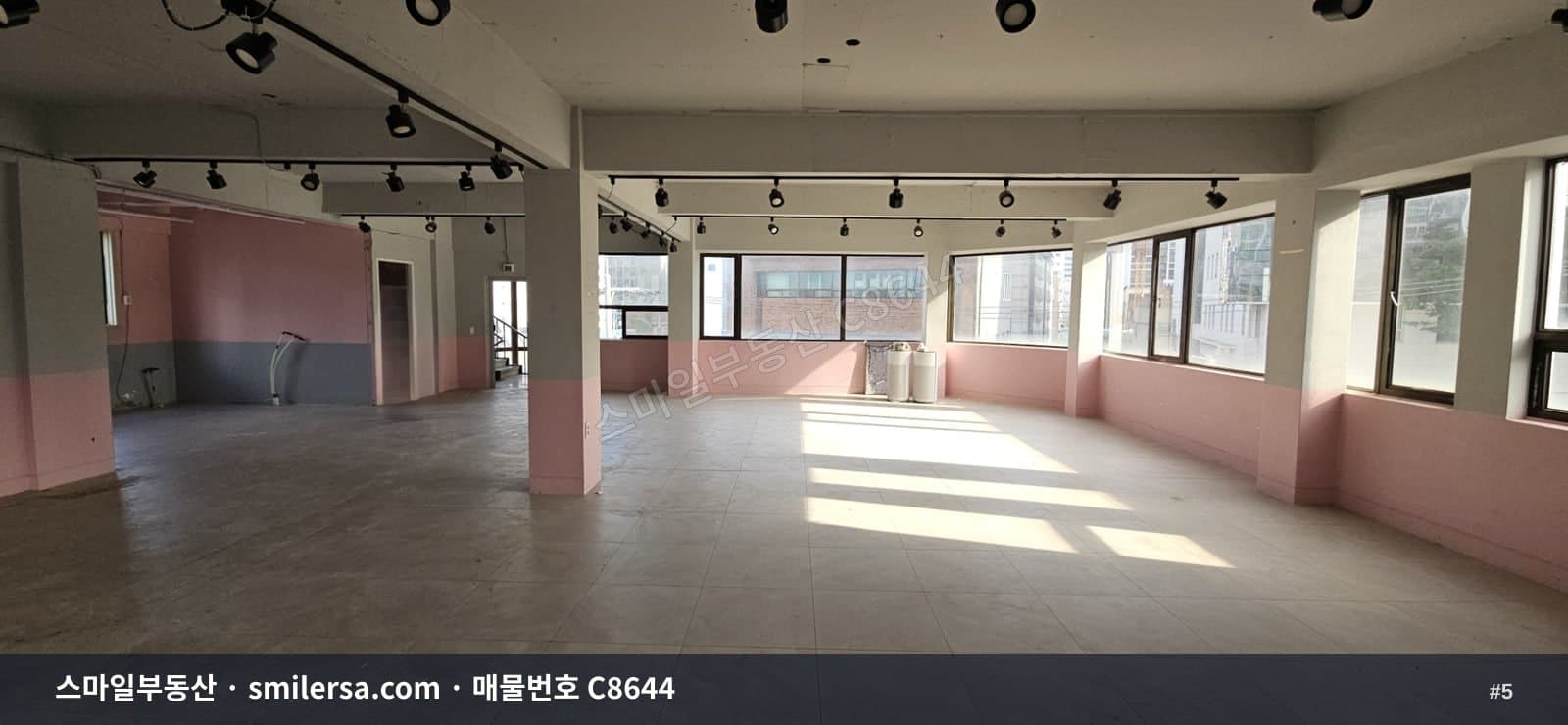 양정역 인근 하마정교차로 중형 사무실 월세 3천/110 썸네일 5