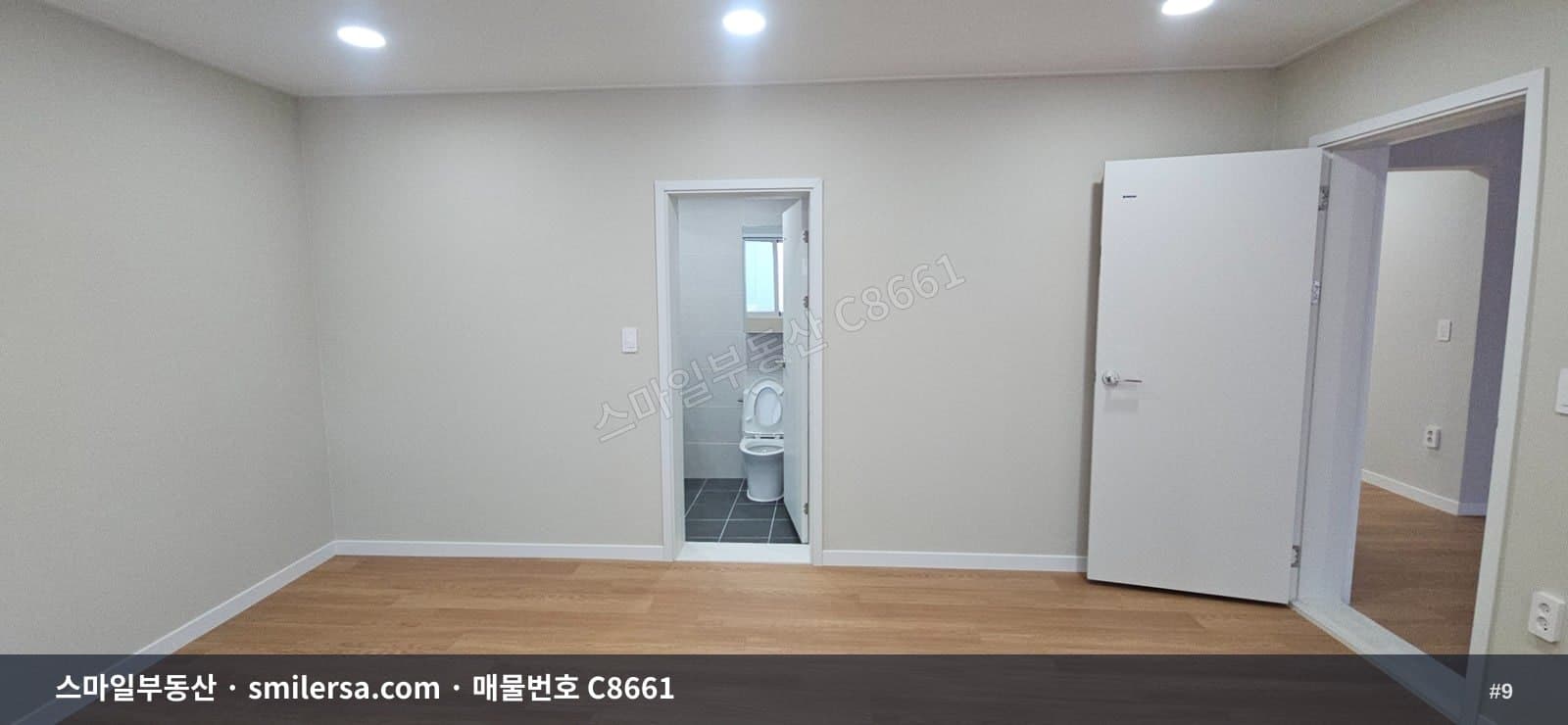 해운대역 인근 깔끔하게 리모델링된 사무실 썸네일 9