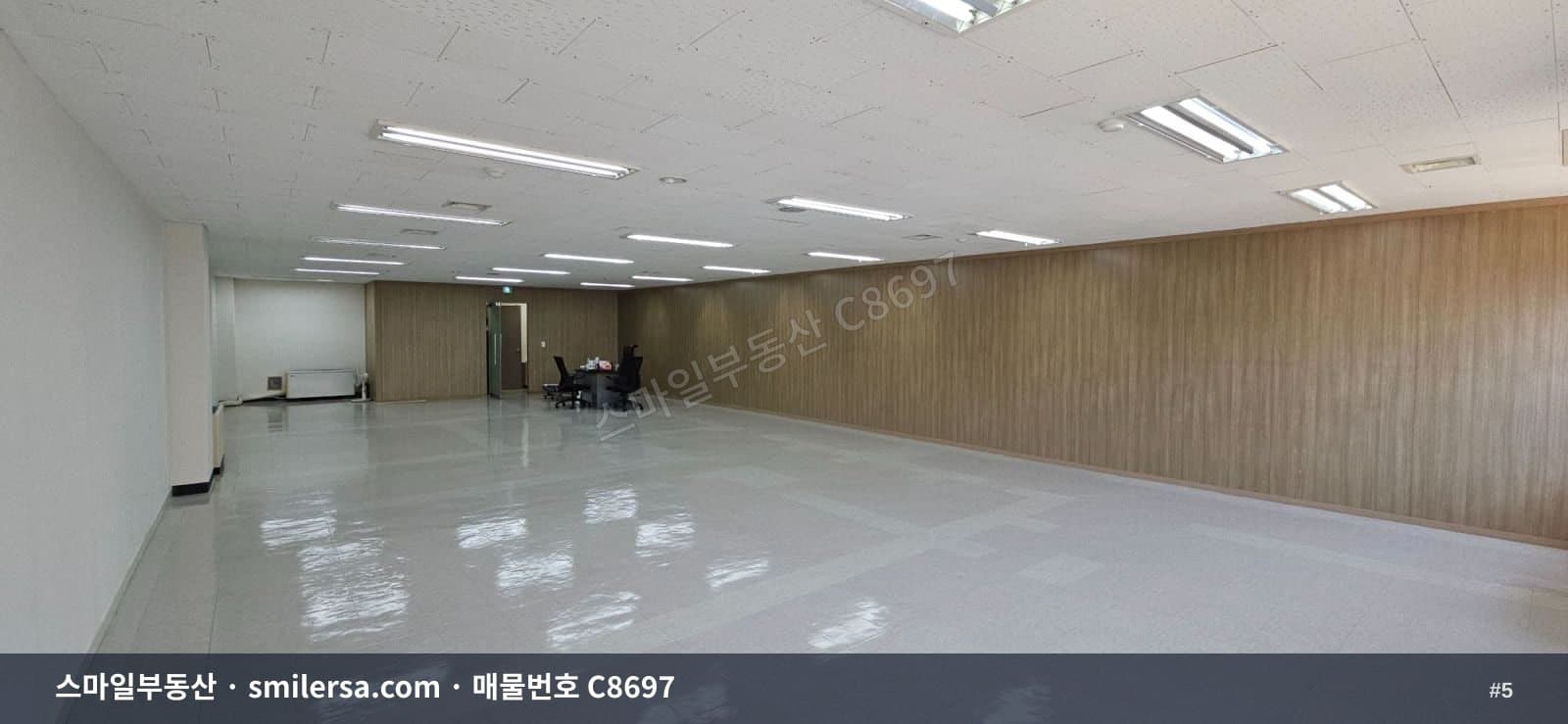 거제대로변 깨끗한 사무실 | 연제구 거제동 2층 56평 썸네일 5