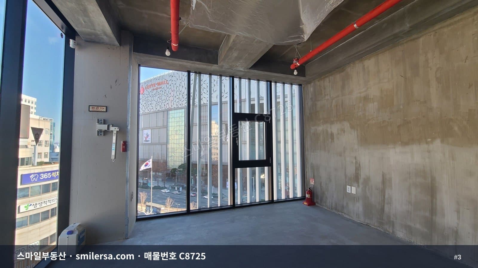 남포역 초입 무권리 상가, 깔끔한 내부에 유동인구 좋은 2층 썸네일 3