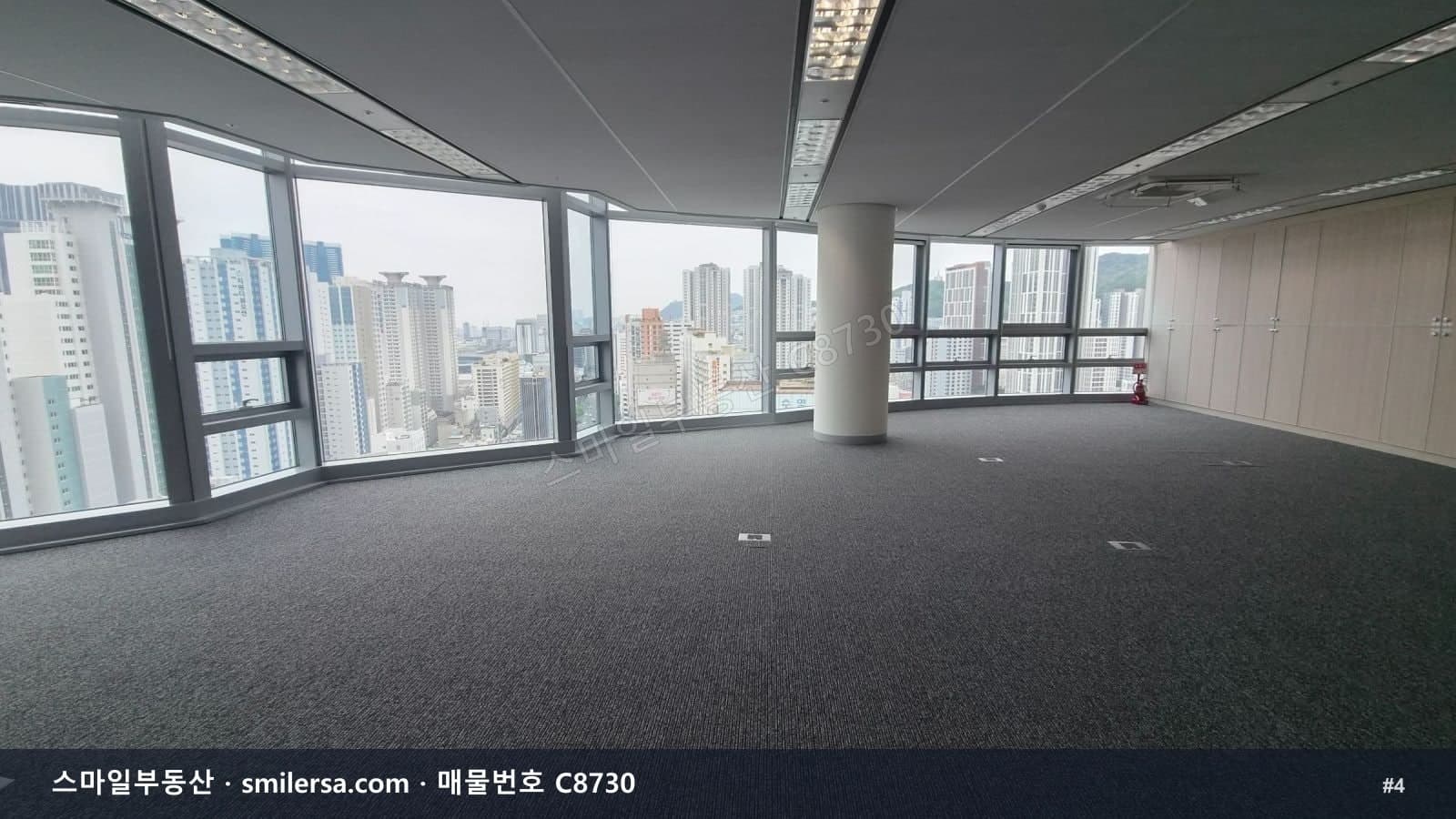 해수부 인근 관리 잘 된 대형 사무실 썸네일 4