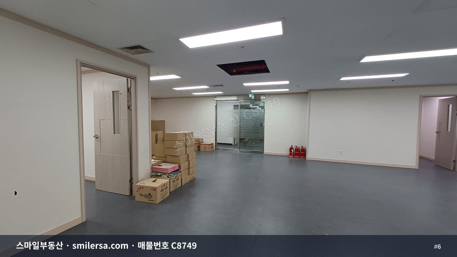 연산로터리 인근 관리 잘된 사무실 92평 월세 썸네일 6