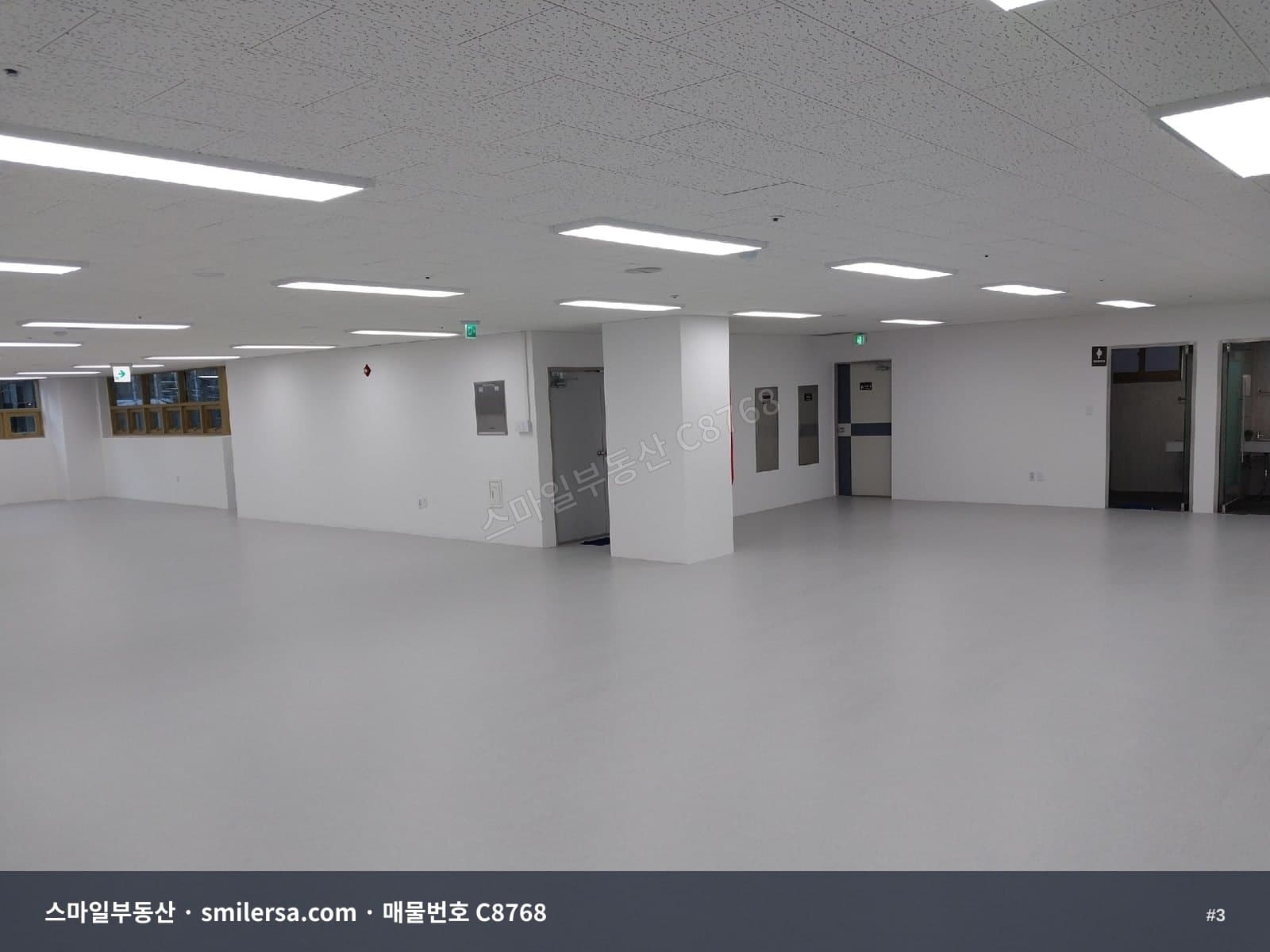 양정역 초역세권 110평 대형 사무실, 깔끔한 상가 공간 썸네일 3