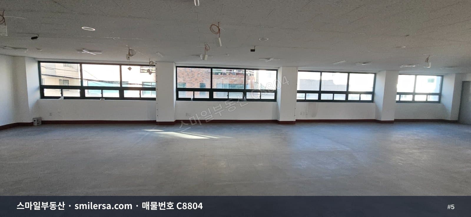 교대역 인근 깔끔한 가성비 좋은 사무실, 학원 매물 썸네일 5