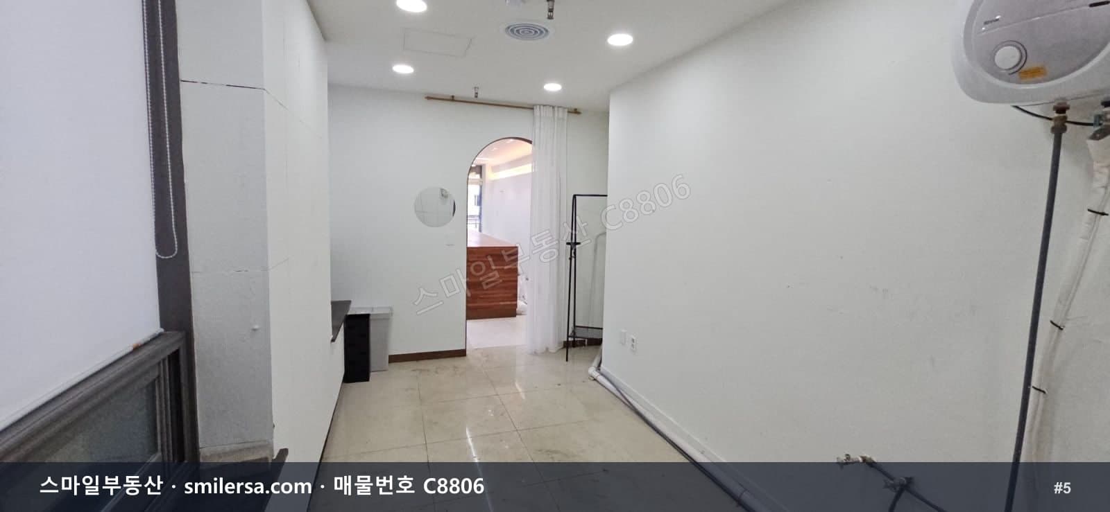 교대역 인근 동래방향 깔끔한 1층 상가 썸네일 5