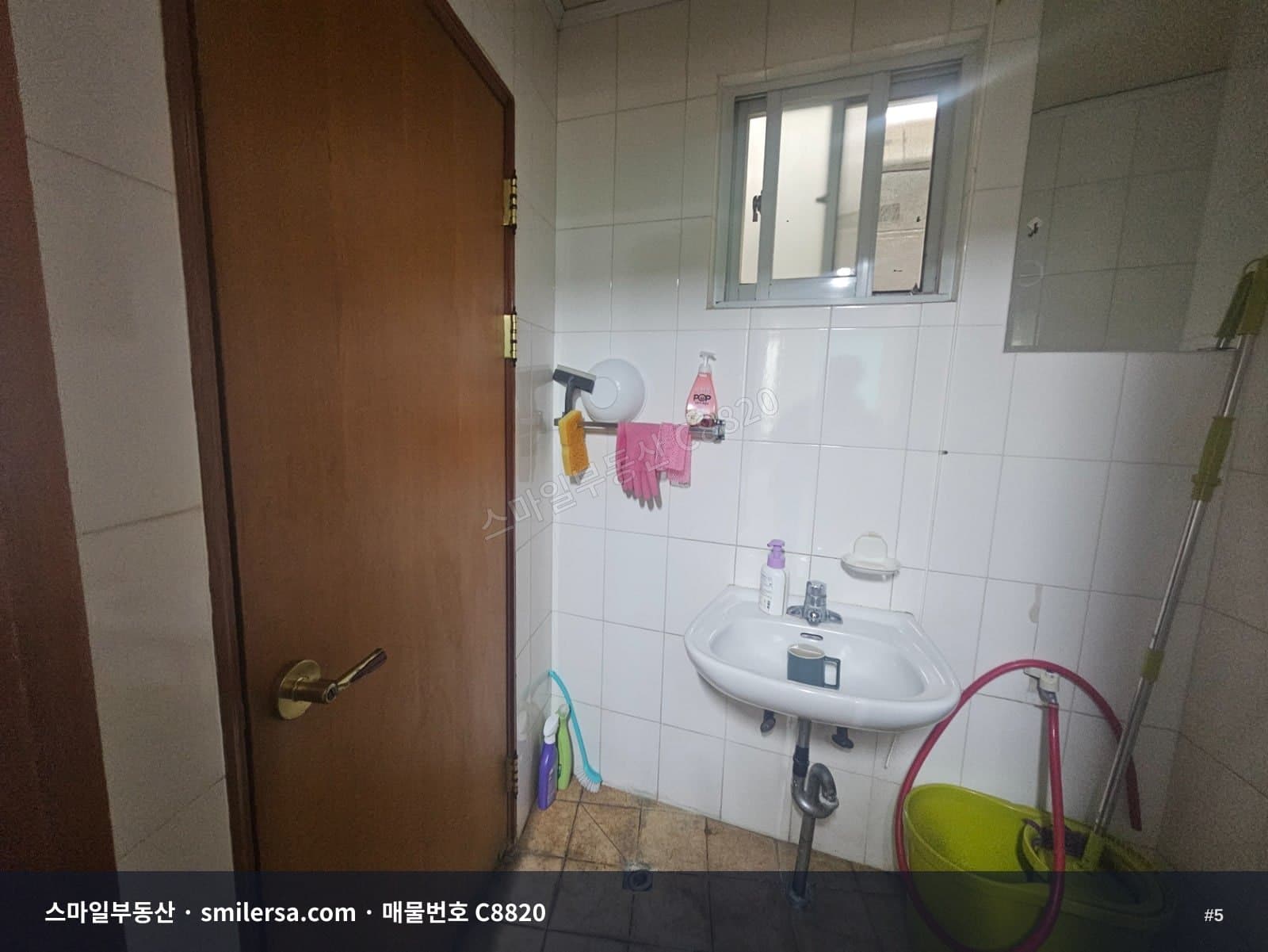 전포 놀이터 초입 코너 자리, 깔끔한 1층 상가 20평 썸네일 5