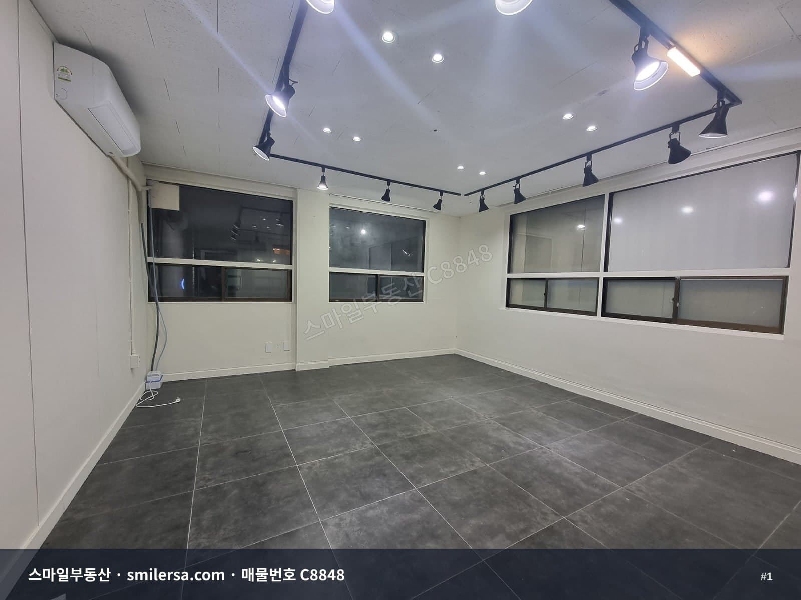 부산광역시 부산진구 전포동 상가 내부 사진 C8848